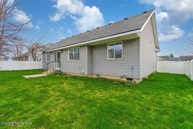 1083 N Tubsgate CT, Post Falls, ID 83854