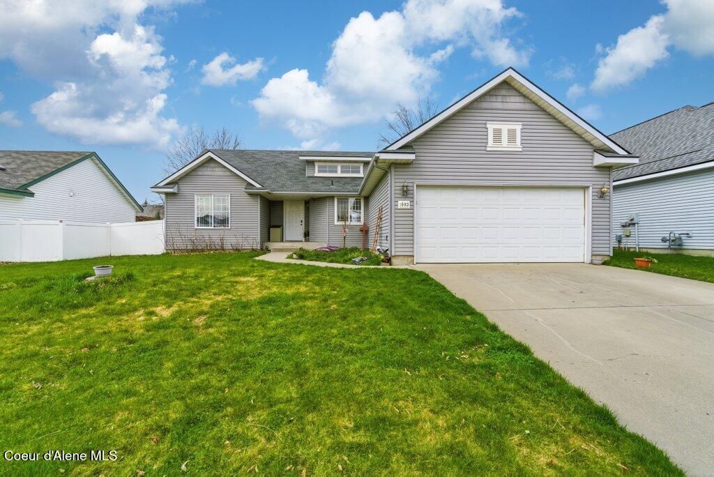 1083 N Tubsgate CT, Post Falls, ID 83854
