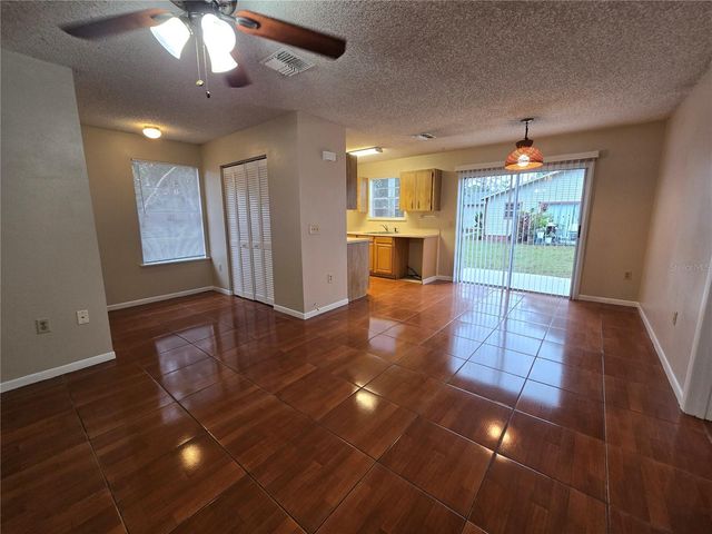 308 W CRESCENT DRIVE 5, Lakeland, FL 33805