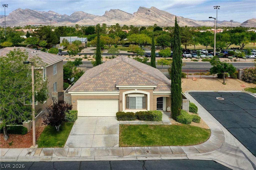 Image 3 of property listing at 1037 Novara Lane, Las Vegas, NV 89144