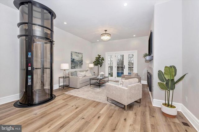 418 N MAXWELL AVE, Frederick, MD 21701