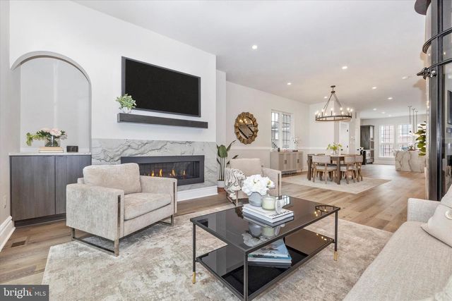 418 N MAXWELL AVE, Frederick, MD 21701