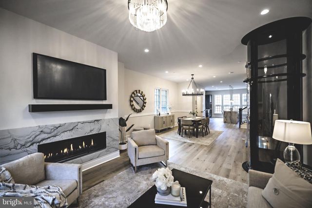 418 N MAXWELL AVE, Frederick, MD 21701