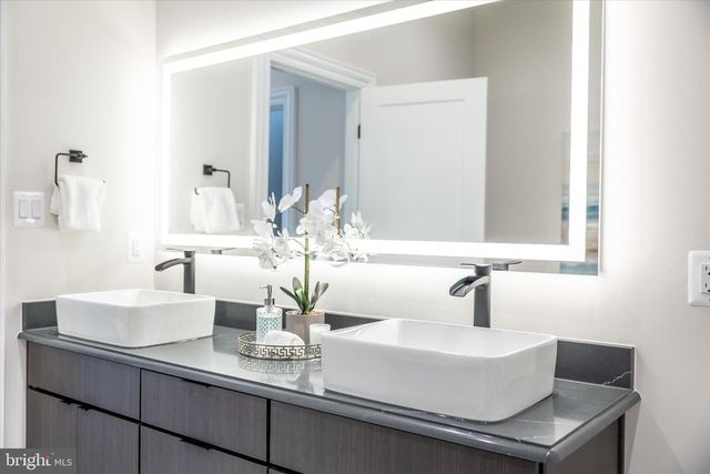 418 N MAXWELL AVE, Frederick, MD 21701