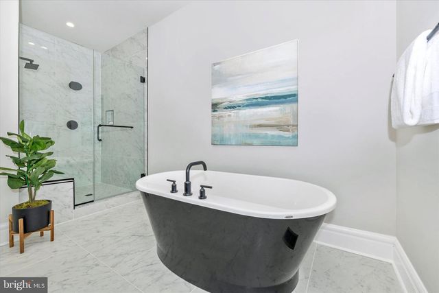 418 N MAXWELL AVE, Frederick, MD 21701