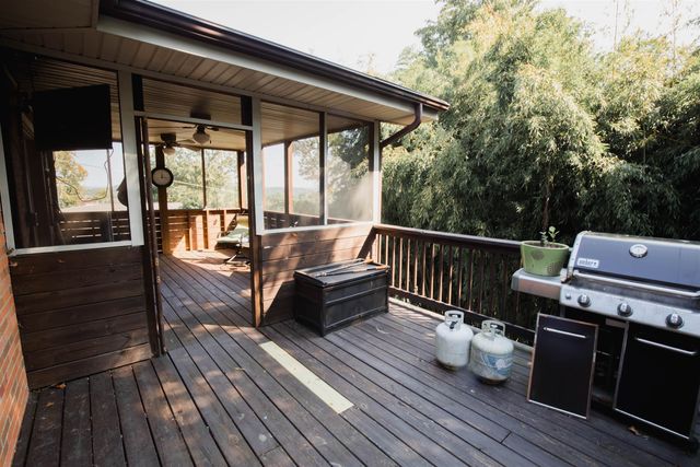 36 Kings Highway, Huntington, WV 25705