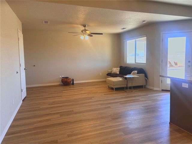 2910 E Colina Cerbat, Kingman, AZ 86409