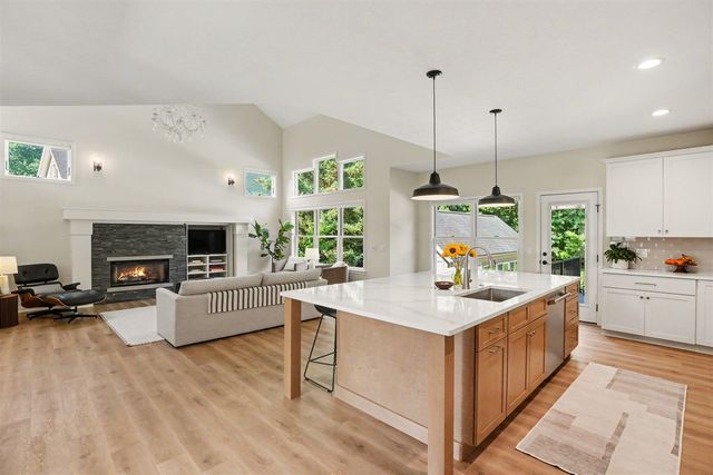 16033 Waterleaf Trail, Spring Lake, MI 49456