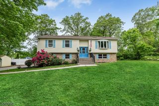 147 Papscoe Rd, West Milford Twp., NJ 07421