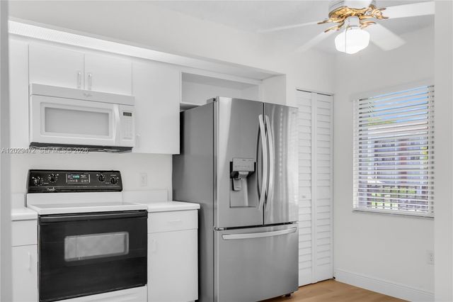 750 SW 138th Ave 202F, Pembroke Pines, FL 33027