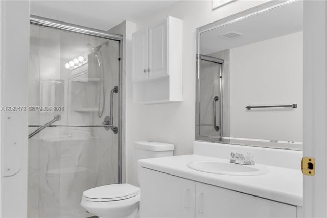 750 SW 138th Ave 202F, Pembroke Pines, FL 33027