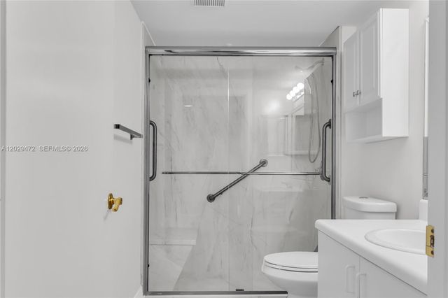 750 SW 138th Ave 202F, Pembroke Pines, FL 33027