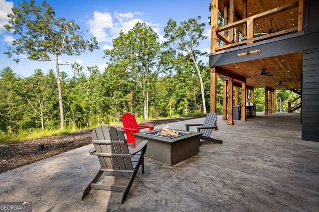 265 Park Glen Lane, Mineral Bluff, GA 30559