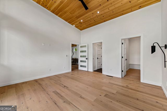 265 Park Glen Lane, Mineral Bluff, GA 30559