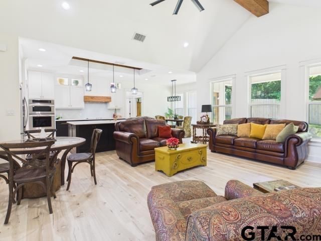 11069 Castleberry St, Brownsboro, TX 75756