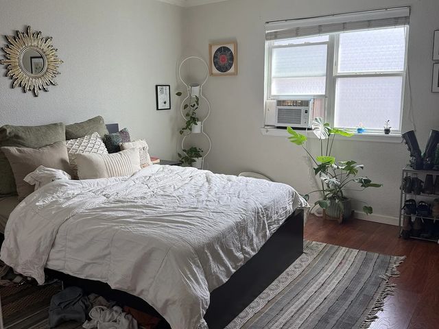 4520 Holland, Dallas, TX 75219