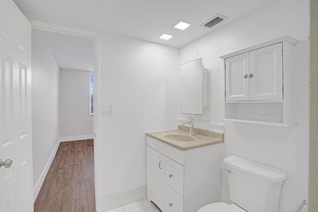 4501 NE 21 Avenue 207, Fort Lauderdale, FL 33308