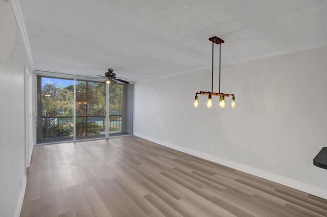 4501 NE 21 Avenue 207, Fort Lauderdale, FL 33308