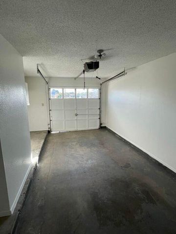1901 LEE ELDER Drive, El Paso, TX 79936