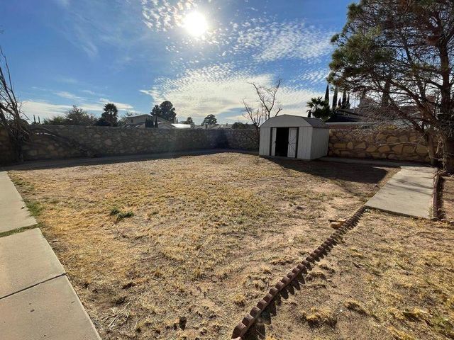 1901 LEE ELDER Drive, El Paso, TX 79936