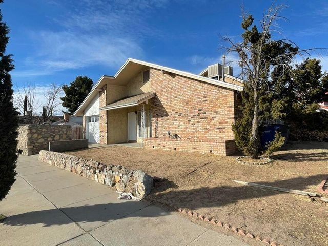 1901 LEE ELDER Drive, El Paso, TX 79936