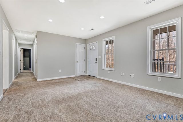 224 Walnut Ln, Aylett, VA 23086