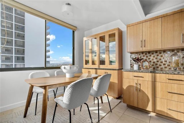 343 Pioneer Drive 1101, Glendale, CA 91203