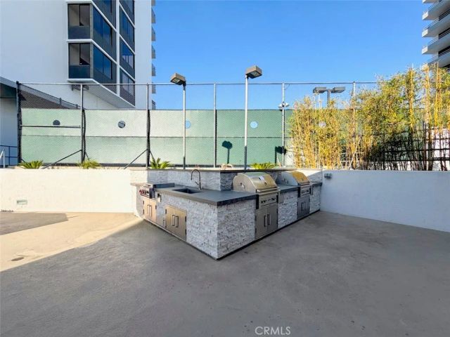 343 Pioneer Drive 1101, Glendale, CA 91203