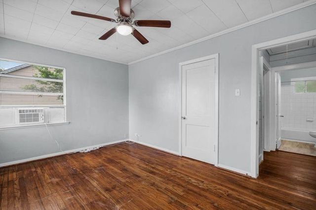 623 18th Avenue N, Texas City, TX 77590