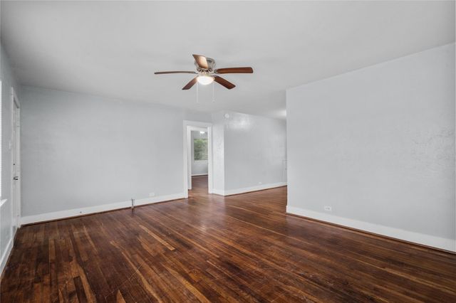 623 18th Avenue N, Texas City, TX 77590