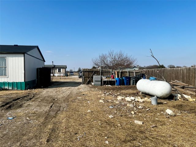 312 Choice Drive, Palmer, TX 75152