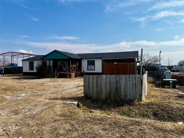 312 Choice Drive, Palmer, TX 75152