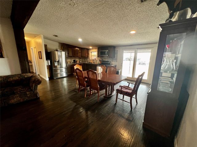 312 Choice Drive, Palmer, TX 75152