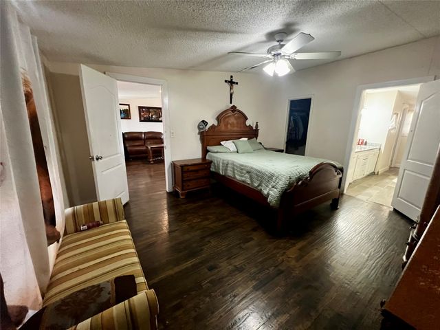 312 Choice Drive, Palmer, TX 75152