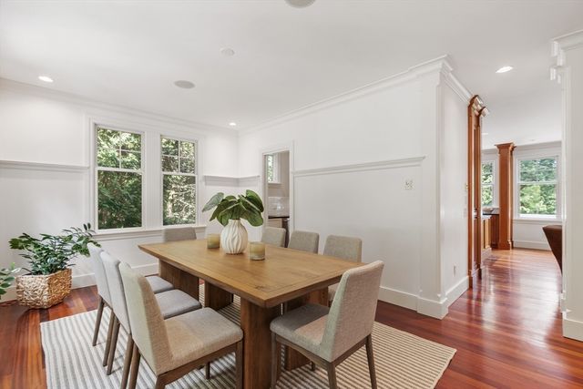 168 Nashawtuc Rd, Concord, MA 01742