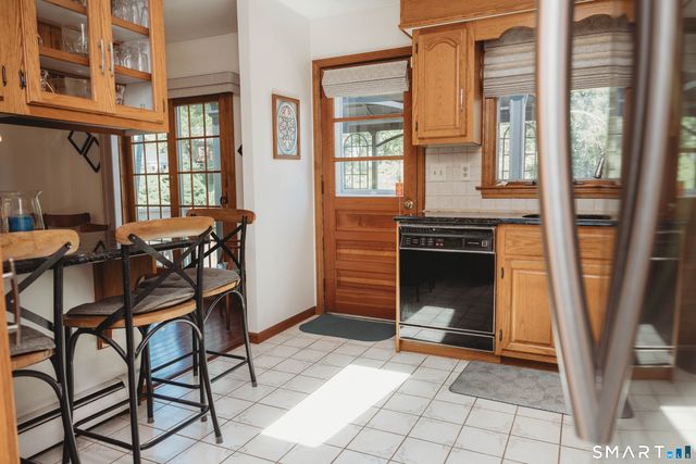 151 Bear Path Road, Hamden, CT 06514
