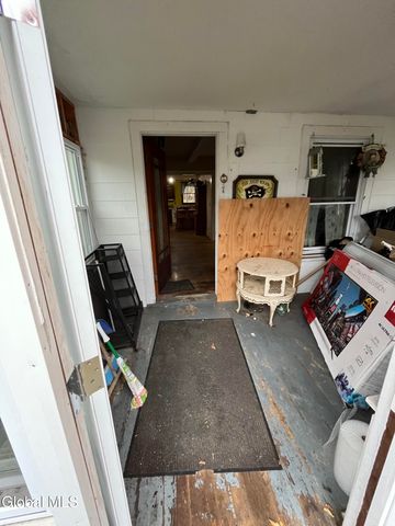 34 Pleasant Street, Voorheesville, NY 12186