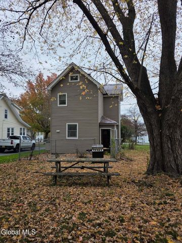 34 Pleasant Street, Voorheesville, NY 12186