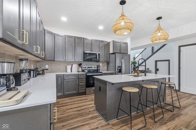 25 N Hamilton Avenue, Indianapolis, IN 46201