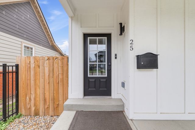 25 N Hamilton Avenue, Indianapolis, IN 46201