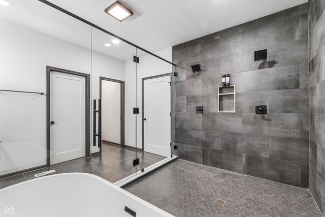 25 N Hamilton Avenue, Indianapolis, IN 46201