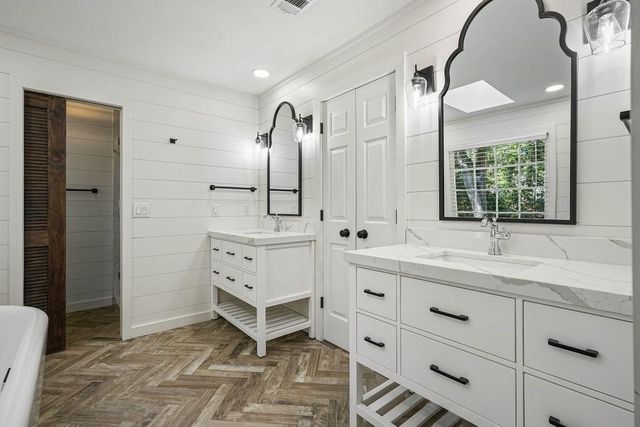 3725 Borning Court, Johns Creek, GA 30022