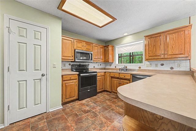 7 Congleton Lane, Bella Vista, AR 72714