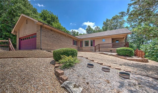 7 Congleton Lane, Bella Vista, AR 72714