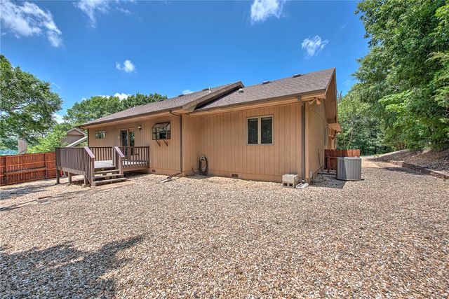 7 Congleton Lane, Bella Vista, AR 72714