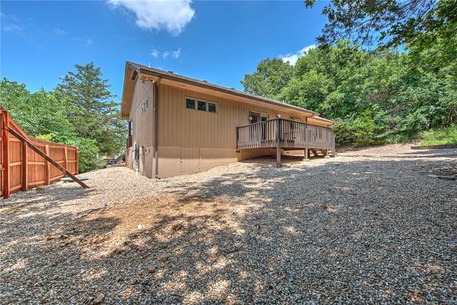 7 Congleton Lane, Bella Vista, AR 72714