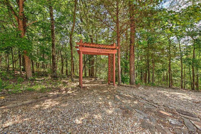7 Congleton Lane, Bella Vista, AR 72714