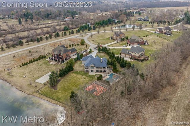 65884 Windrose Court, Ray, MI 48096