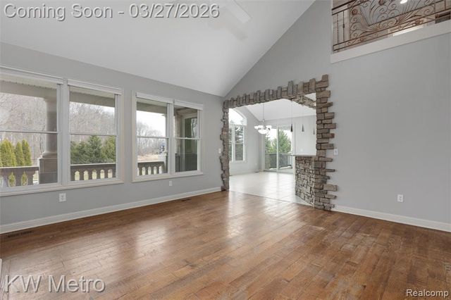 65884 Windrose Court, Ray, MI 48096