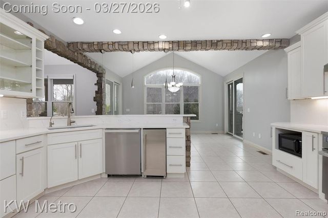 65884 Windrose Court, Ray, MI 48096